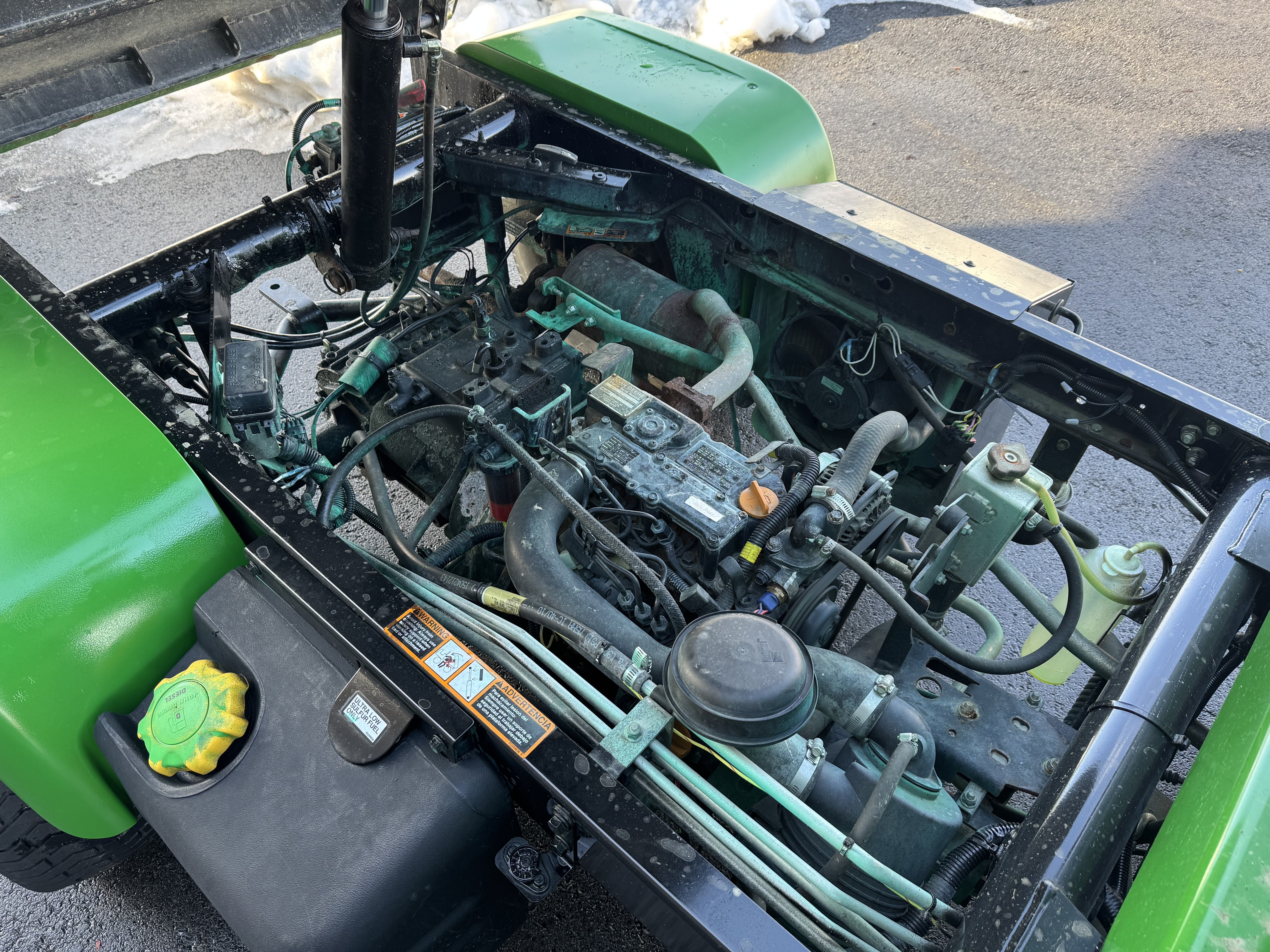 John-Deere-2020D-utility-cart-9.jpeg.934e37037ebd194dd067ae108add12a6.jpeg