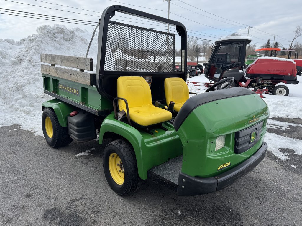 John-Deere-2030D-4×4-High-Flow-Hydraulics-Utility-Vehicle-1.jpeg.4963e1ddac4e4a8118cc4e95f705de3c.jpeg