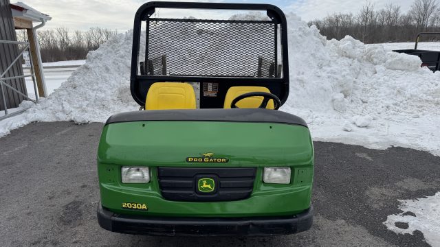 John-Deere-2030D-4×4-High-Flow-Hydraulics-Utility-Vehicle-2.jpeg.f4f6b49c19924c42f153ce99586dc208.jpeg