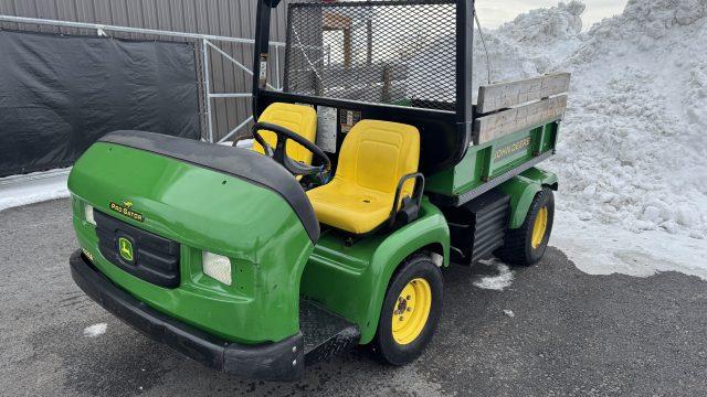 John-Deere-2030D-4×4-High-Flow-Hydraulics-Utility-Vehicle-3.jpeg.1934865cab5a9c8c89a88f5d3165c6a8.jpeg