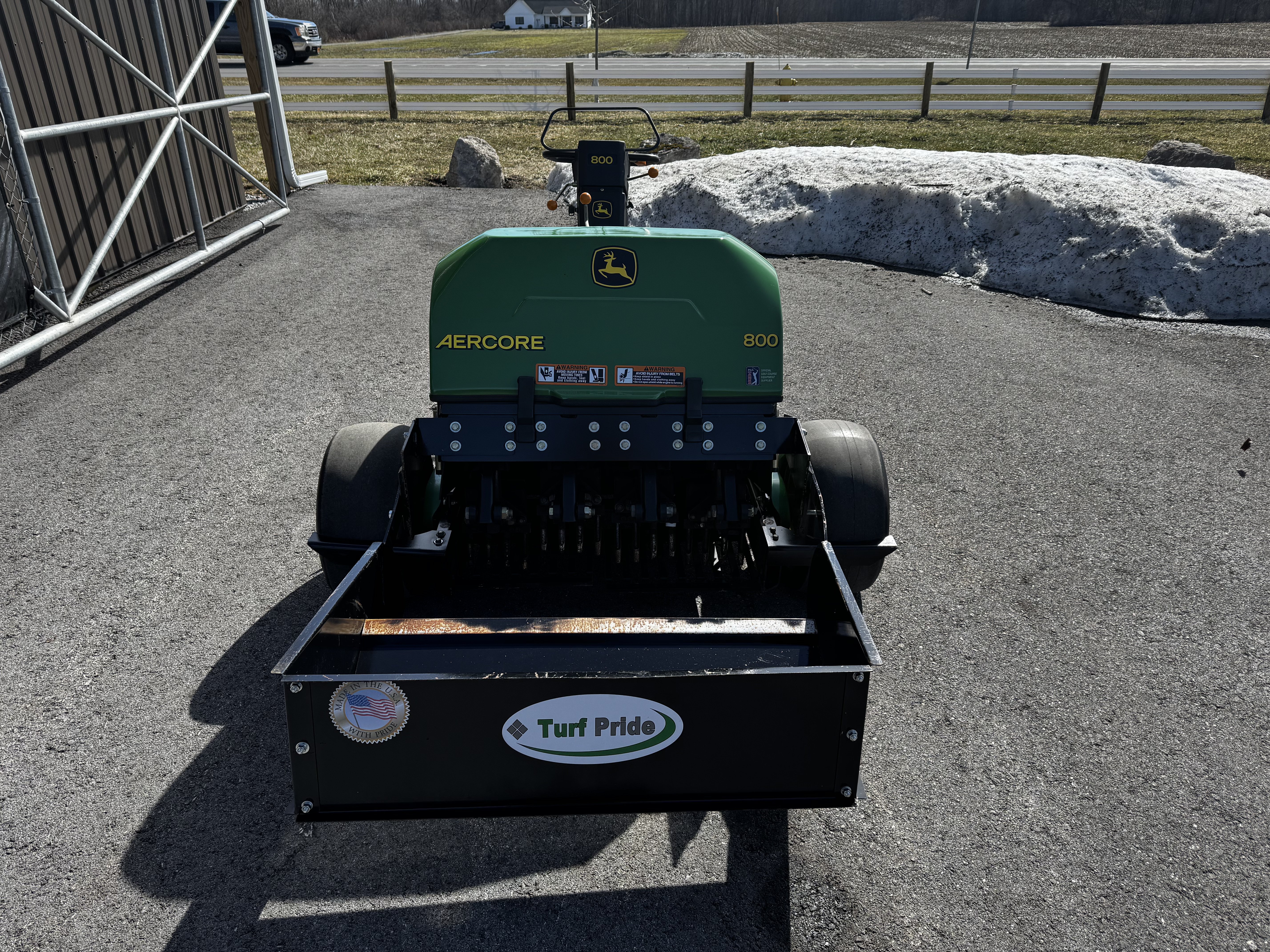 John-Deere-Aerocore-800-25hp-4.jpg.50c40fdcfb937d43ef23a33dee680d36.jpg