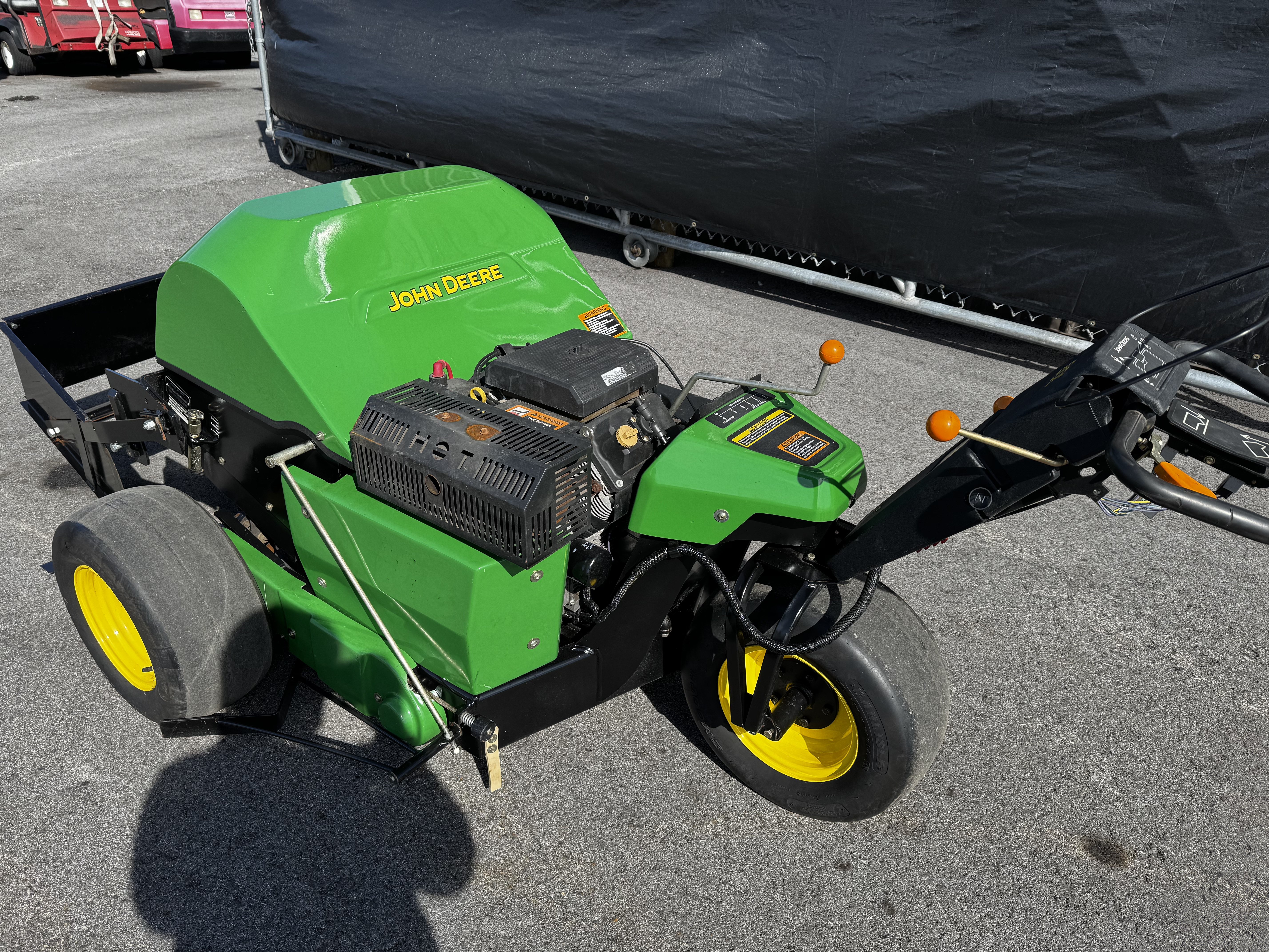 John-Deere-Aerocore-800-25hp-6.jpg.34e5bc3e52c4356bf9b2849a2e58958c.jpg