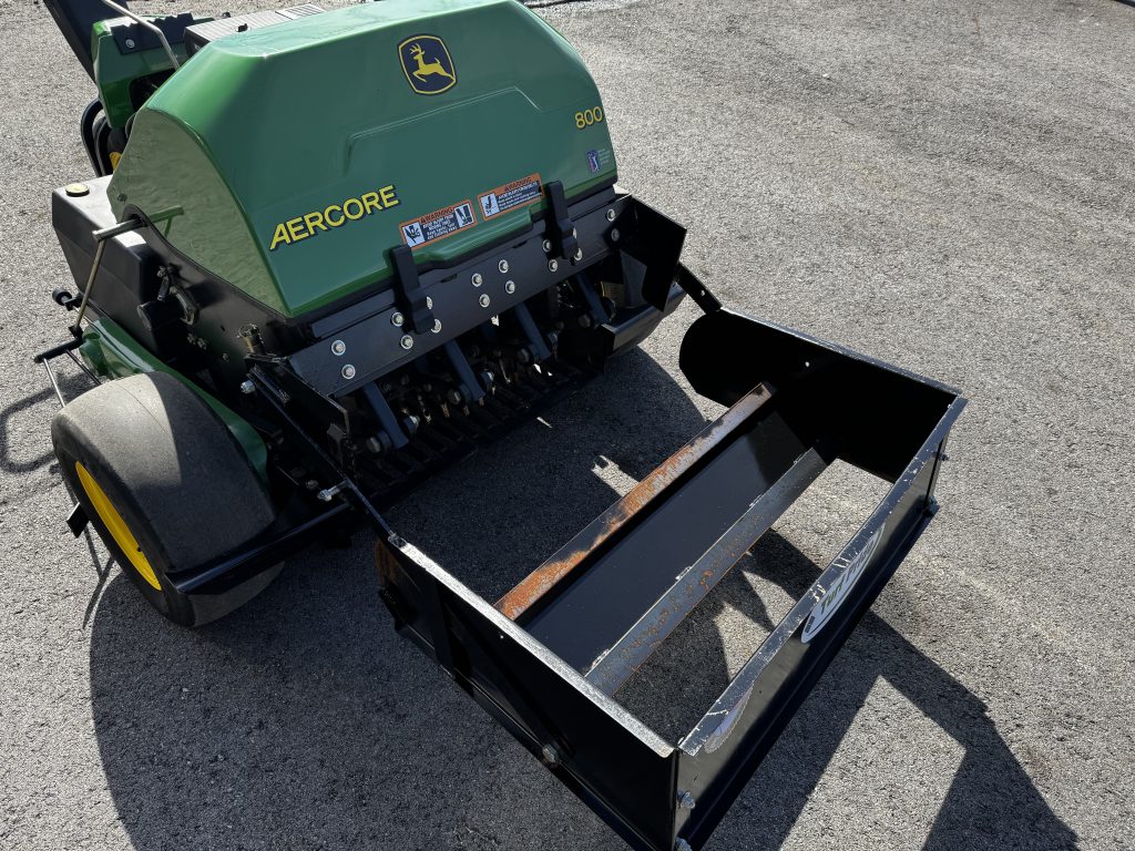 John-Deere-Aerocore-800-25hp-8.jpg.b187f12330ec10c404385f61f4afe08e.jpg