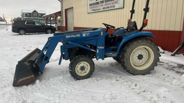 NewHolland6.jpg.97aebc12d298ba3eaeda957f99e3fdb3.jpg