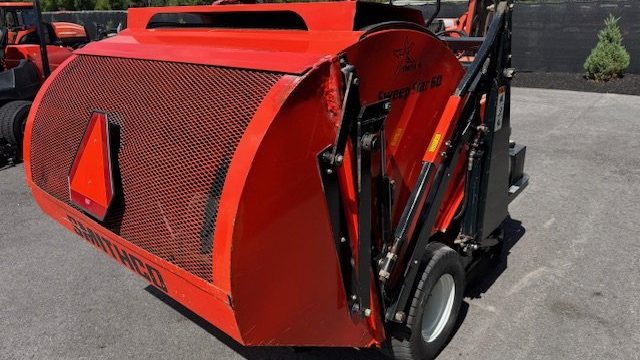 Smithco-Sweepstar-60-Sweeper-1.jpg.f037d776437b86bbcb27c8f38f372168.jpg