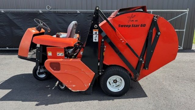 Smithco-Sweepstar-60-Sweeper-3.jpg.d179f12b93824fb802c393d688cdee24.jpg
