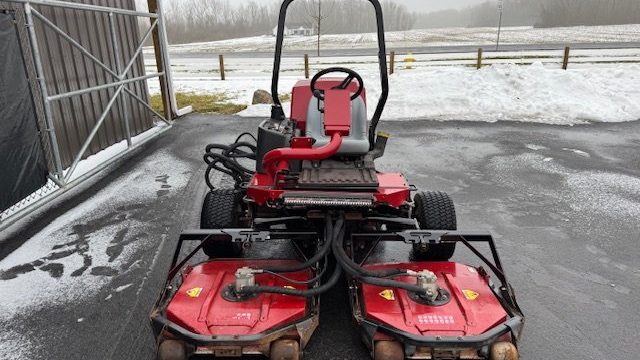 Toro-3500F-Groundsmaster-Rotary-Mower-1.jpeg.e597f78853bc6c5e5afb71723f2a8f49.jpeg