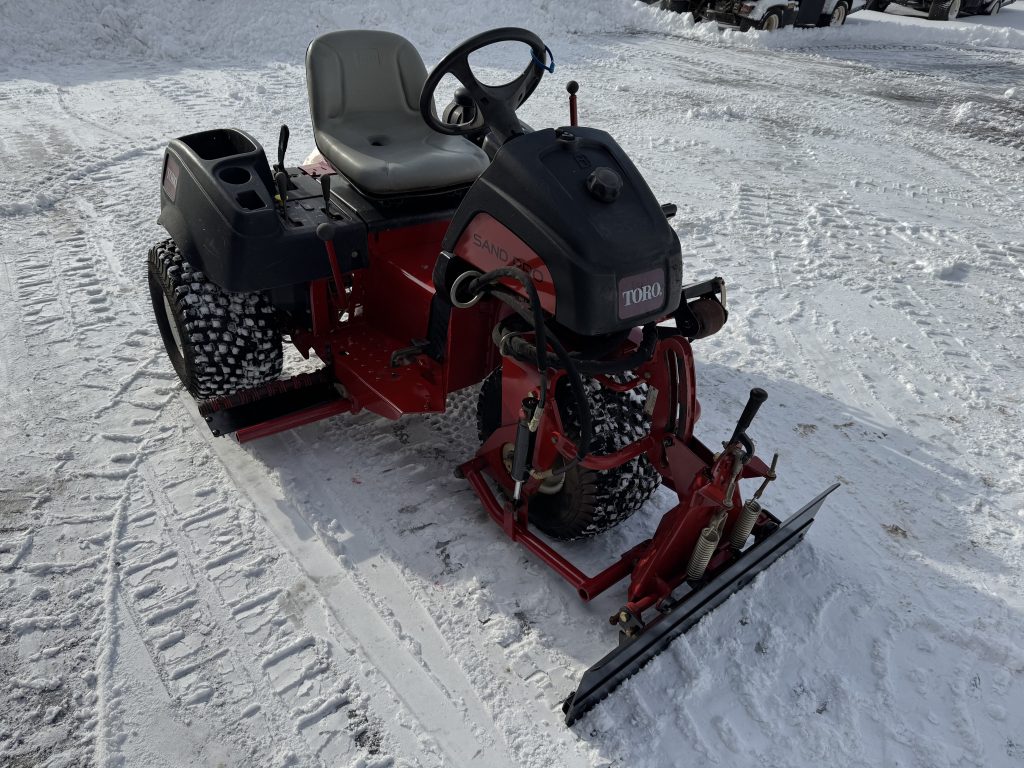 Toro-5040-SandPro-Bunker-Rake-1.jpeg.bd58d65b814f32471049a1bcf6fca3ac.jpeg