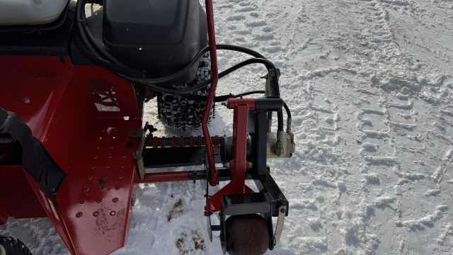 Toro-5040-SandPro-Bunker-Rake-5.jpeg.a008d9df12b90f3f8d97f3928cb6566f.jpeg