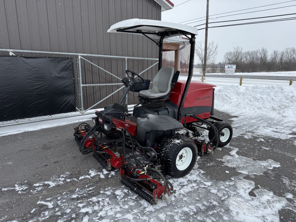 Toro-5210-Reelmaster-2×4-Fairway-Mower-4.jpeg.31b27b0f659564fb0ca6b6f1e51db18a.jpeg