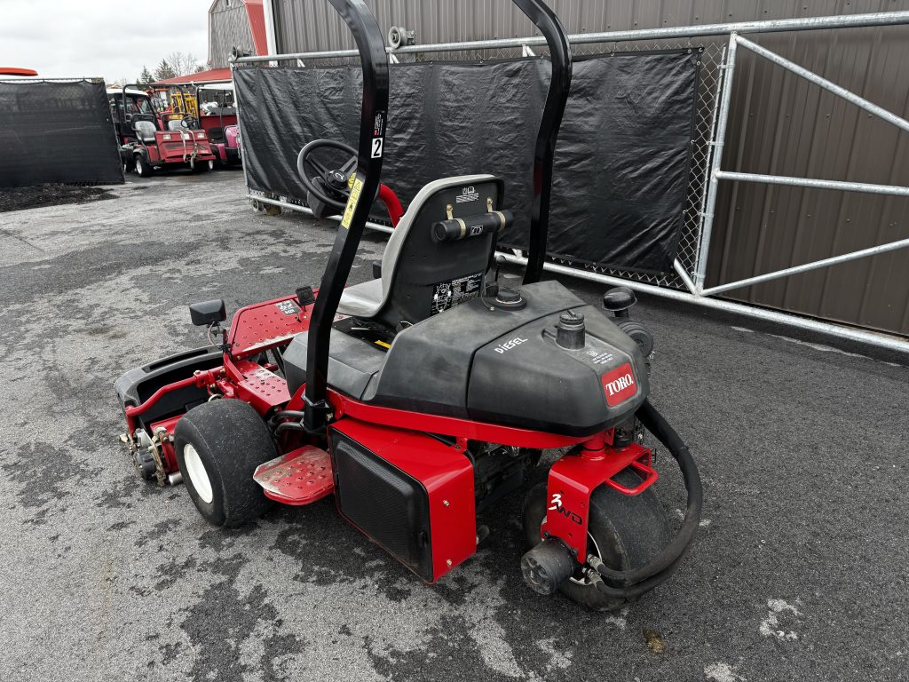 Toro-Greensmaster-3250-Diesel-Greens-Mower-4.jpg.47347bd846f6ca6420b7944578e53fc1.jpg