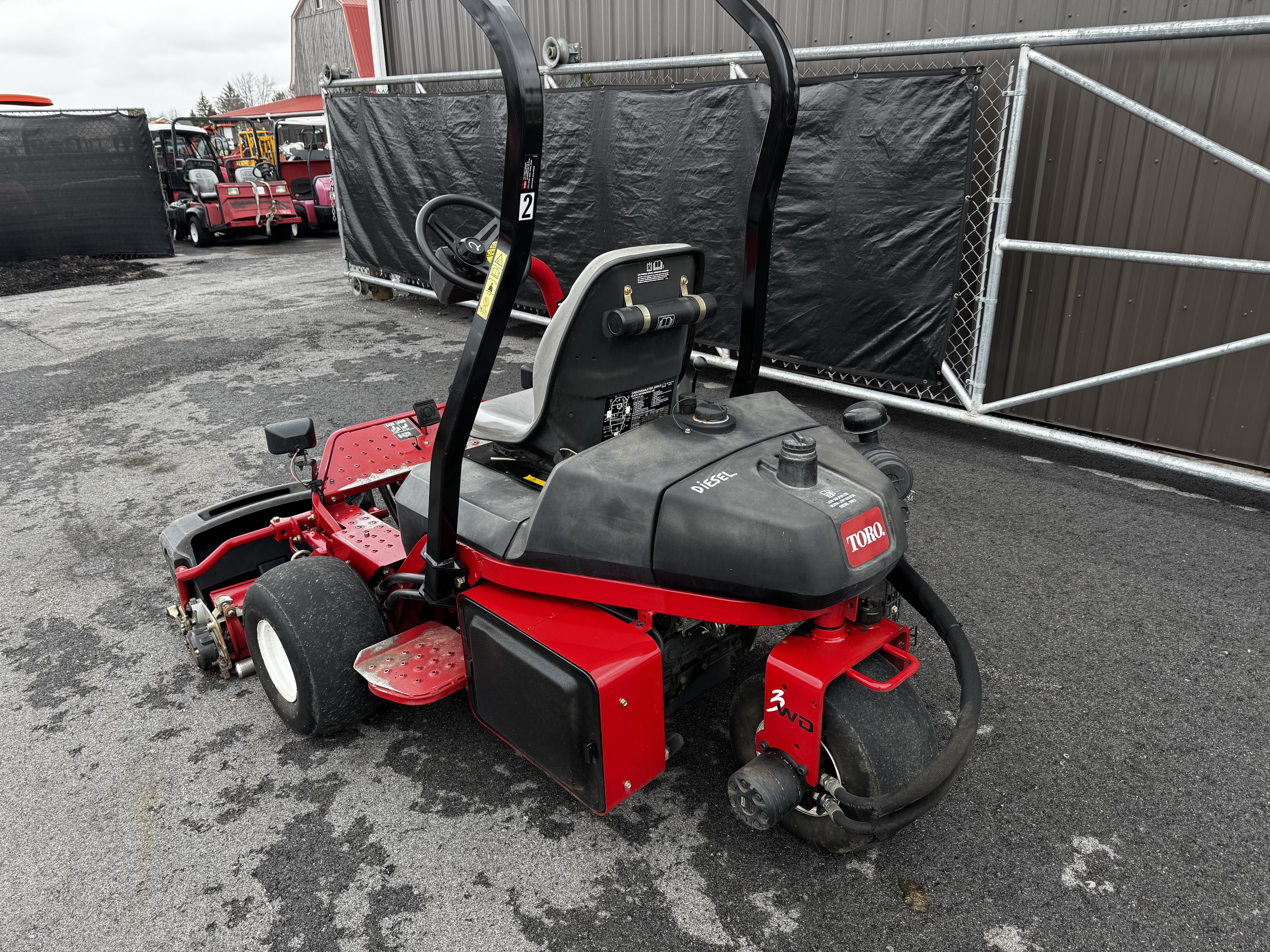 Toro-Greensmaster-3250-Diesel-Greens-Mower-4.jpg.47347bd846f6ca6420b7944578e53fc1.jpg