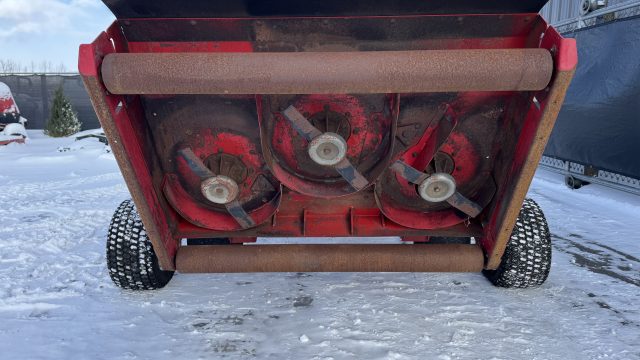 Toro-Groundsmaster-1200-Rotary-Mower-Pull-3.jpeg.4ec12ea5560ded6713d1553ee9075b4b.jpeg