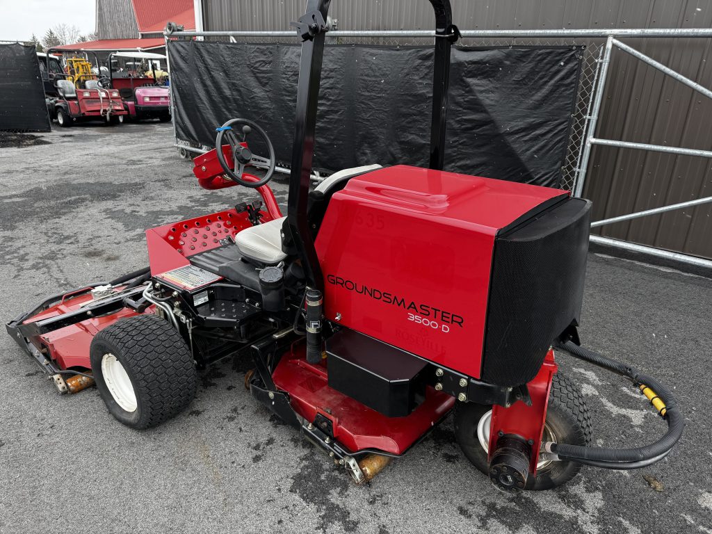 Toro-Groundsmaster-3500-Sidewinder-3WD-Mower-7.jpg.600f0a2ca33e86f417cba58b694abee4.jpg