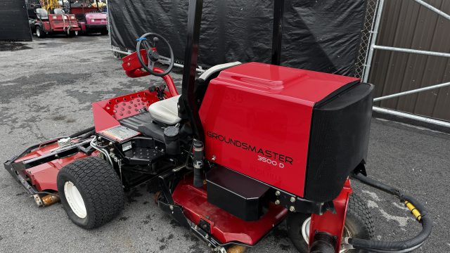 Toro-Groundsmaster-3500-Sidewinder-3WD-Mower-7.jpg.600f0a2ca33e86f417cba58b694abee4.jpg