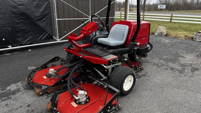 Toro-Groundsmaster-3500-Sidewinder-5.jpg.f90d3894aea3bb6e29bf1d33105be1b9.jpg