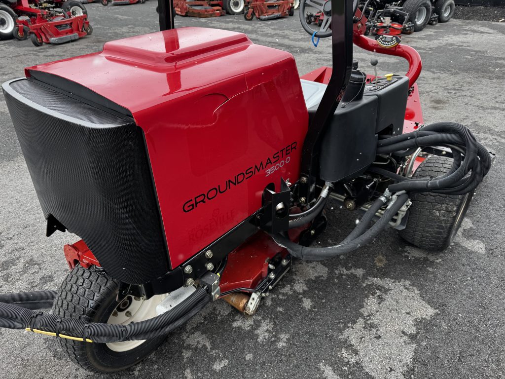 Toro-Groundsmaster-3500-Sidewinder-8.jpg.74bcd31d76984e6348f8b13f83ed3abc.jpg