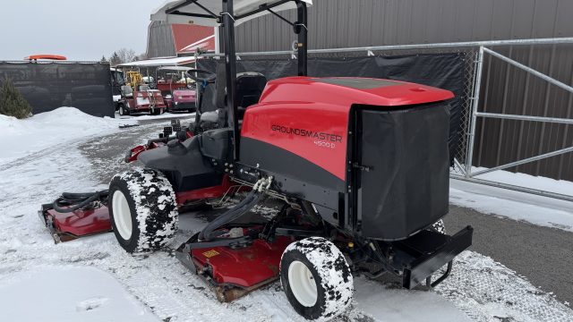 Toro-Groundsmaster-4500D-Rotary-Mower-5.jpeg.cf25e757faca8652fb0340c51c7f3834.jpeg