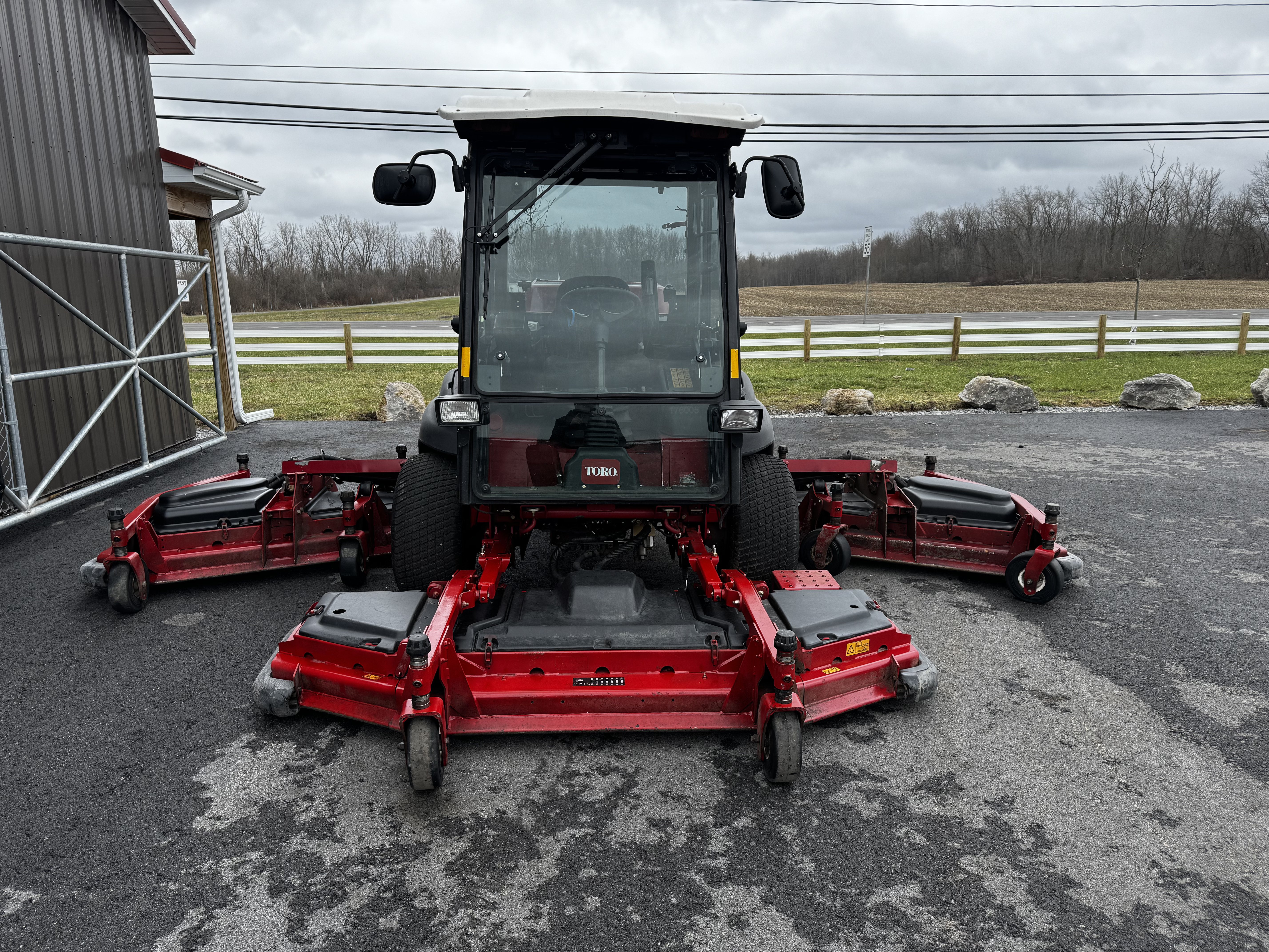 Toro-Groundsmaster-5910-Diesel-4×4-Wide-Area-Mower-5.jpg.375eef81ac2f3370cb85dba99aff863a.jpg
