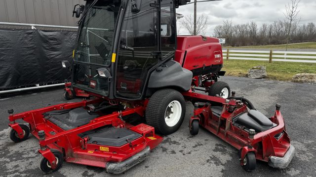 Toro-Groundsmaster-5910-Diesel-4×4-Wide-Area-Mower-6.jpg.b1d66b85c02ac47e7d9365ceb6333432.jpg