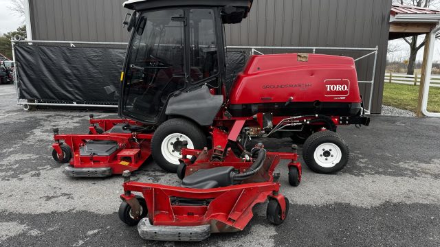 Toro-Groundsmaster-5910-Diesel-4×4-Wide-Area-Mower-7.jpg.773db0ca22c70d8c9dd28a631b20544a.jpg