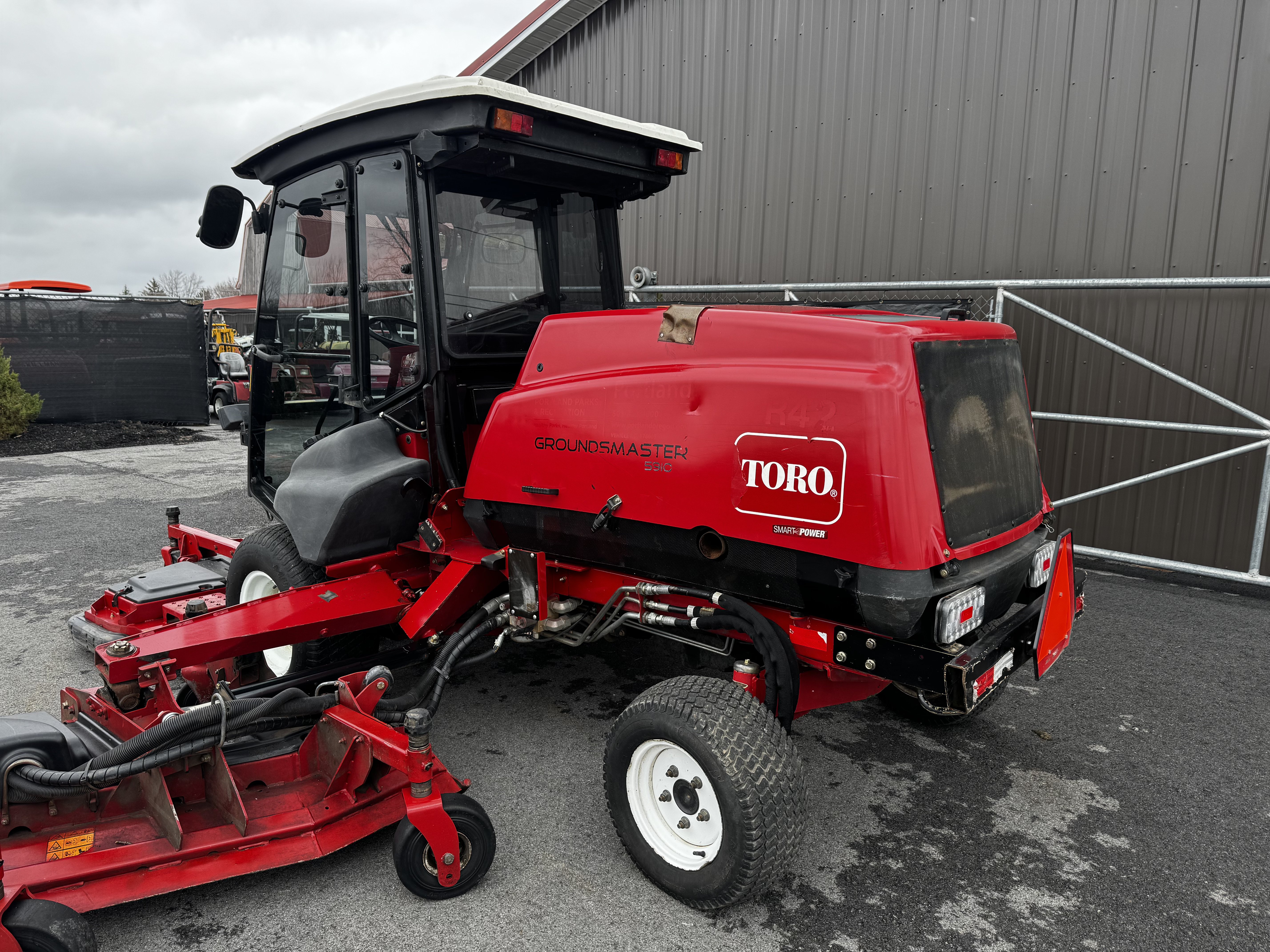 Toro-Groundsmaster-5910-Diesel-4×4-Wide-Area-Mower-8.jpg.e3c15e8893bfd69158cc2601b1b96a0d.jpg