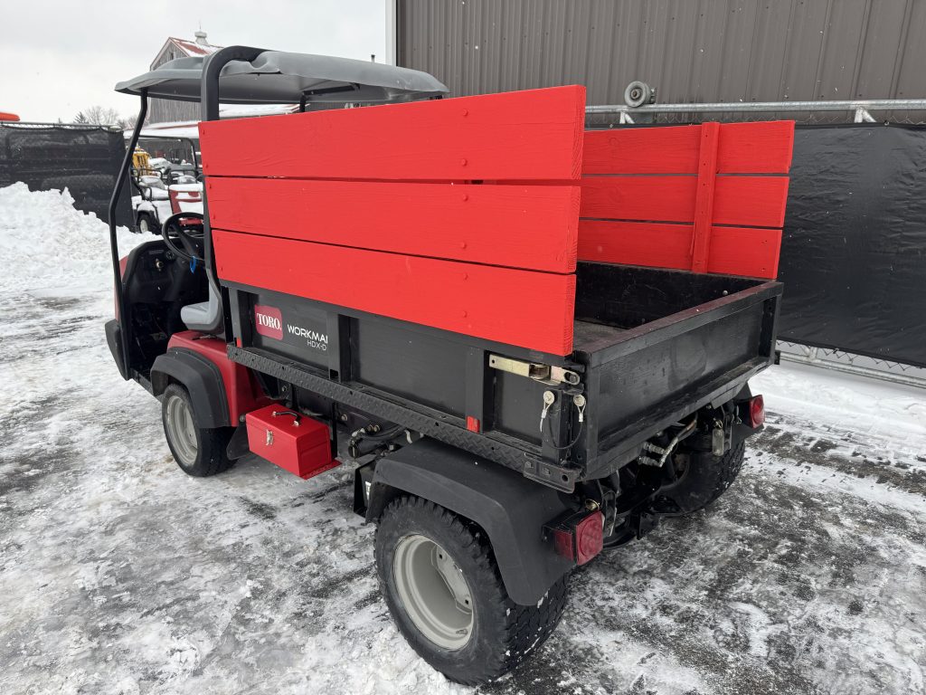 Toro-HDX-D-2×4-Utility-Cart-5.jpeg.8b805019ddbb8abda80b2c137ec44484.jpeg
