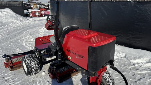 Toro-Reelmaster-3100D-Greens-Mower-4.jpeg.fa5815c219a2ca33b188989e1fcdfdde.jpeg