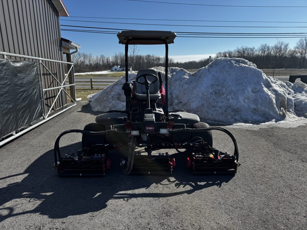 Toro-Reelmaster-5610-Fairway-Reel-Mower-3.jpg.ef048f9aa332e6d52ffffbfdf9d60225.jpg