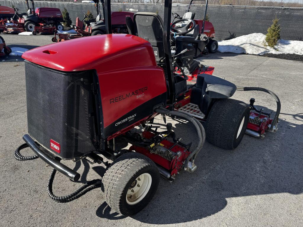 Toro-Reelmaster-5610-Fairway-Reel-Mower-7.jpg.a7df145fd4083243a7e508d628ee288a.jpg