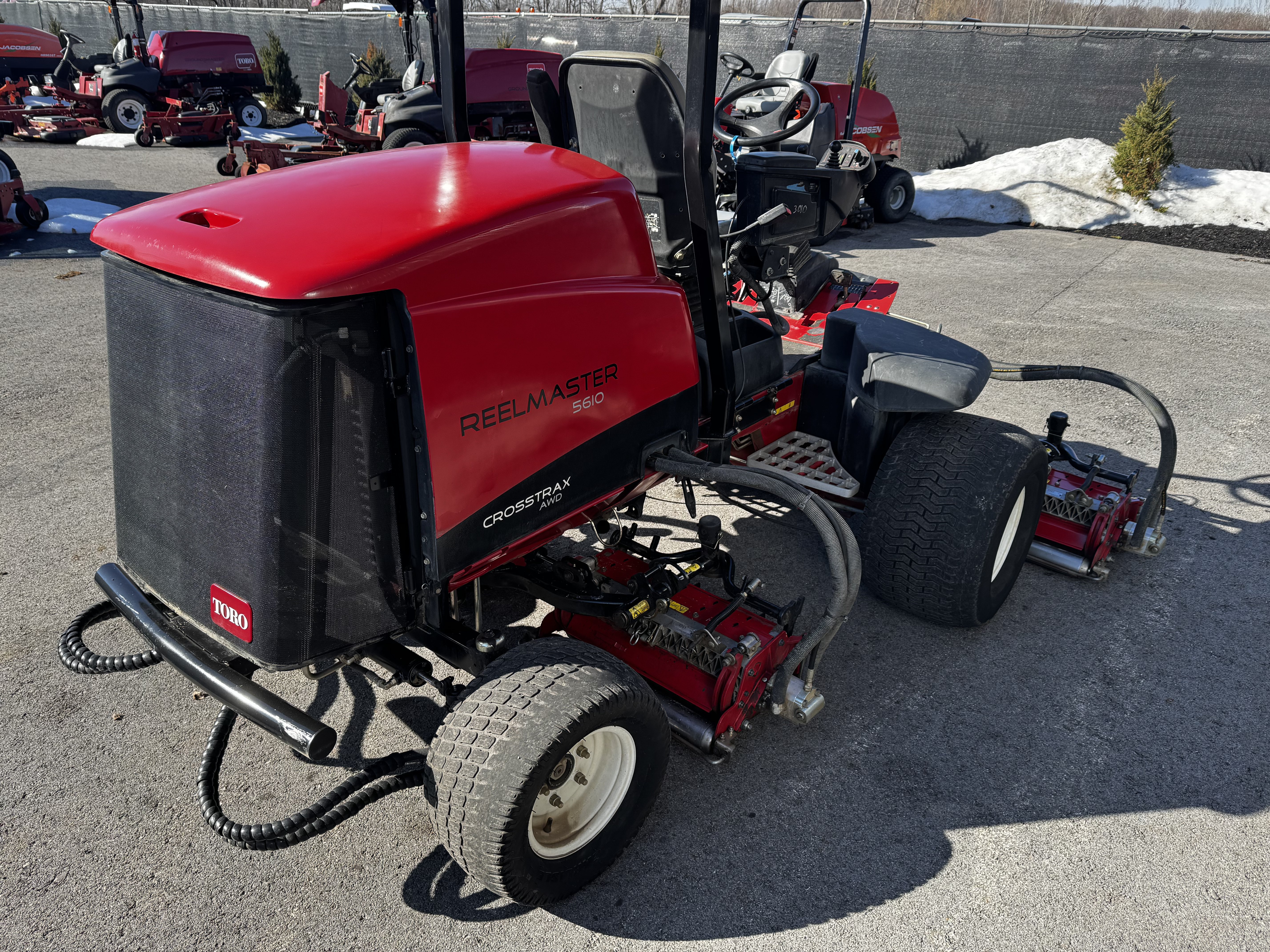 Toro-Reelmaster-5610-Fairway-Reel-Mower-7.jpg.a7df145fd4083243a7e508d628ee288a.jpg