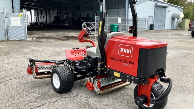 Toro_RM3100D_2021_statewide_turf_800T-057(4).jpg.659f71ebab9ace49cc06c32314c820d3.jpg