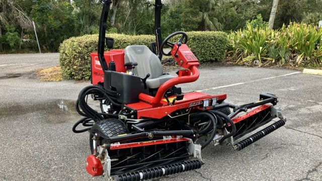 Toro_RM3100D_2021_statewide_turf_800T-057(8).jpg.c3d7e707e5a03f0ae44d083612f1bc6f.jpg