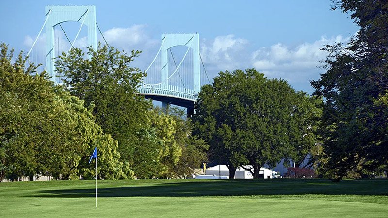 032725 nyc golf.jpg